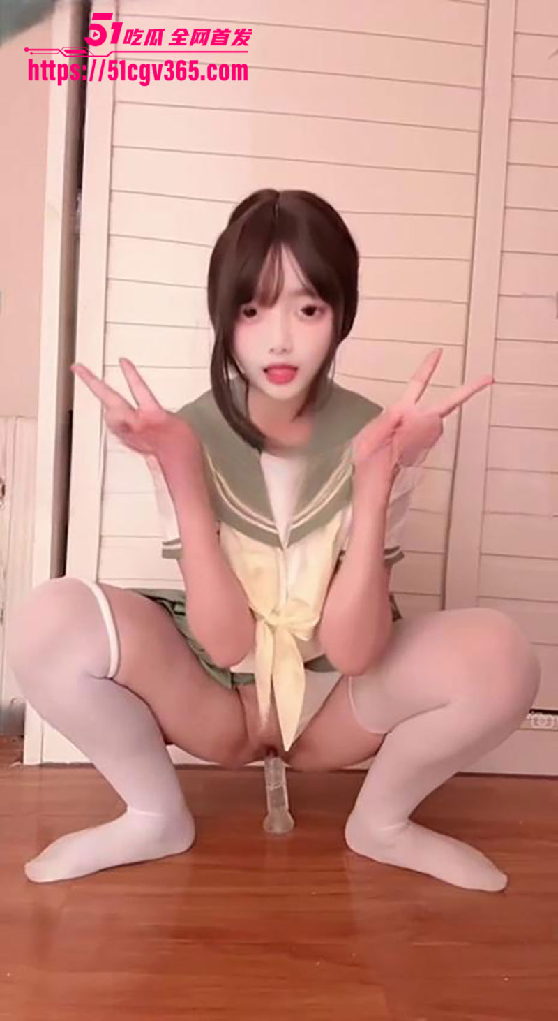 白虎女神小迟自慰6