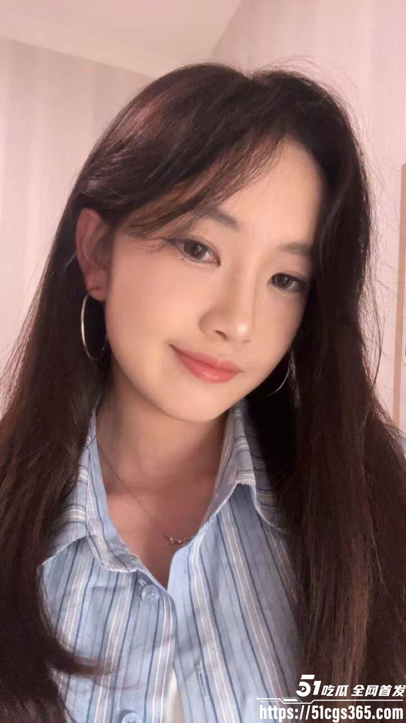 天津清纯学生妹郑懿婷约炮视频曝光 2