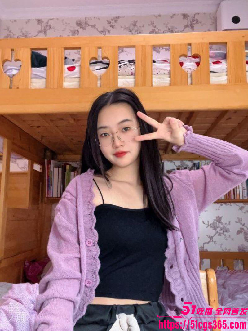天津清纯学生妹郑懿婷约炮视频曝光 5