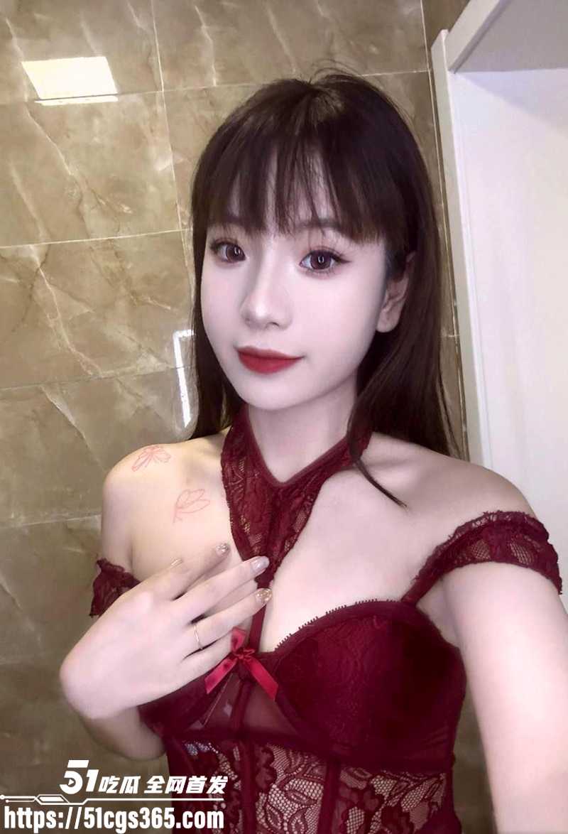 约啪大神 弥川 新作流出 大奶前女友母狗调教实录！校内与现任甜蜜恩爱 酒店陪旧恋玩情趣榨精！
