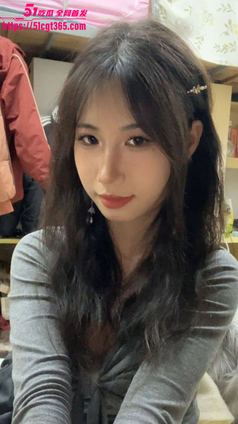 湖南师大学姐 郭钰洁 性爱视频流出 骚货腿长腰细 甜美露脸口交吞屌 多姿势爆操颜射满脸浓精！