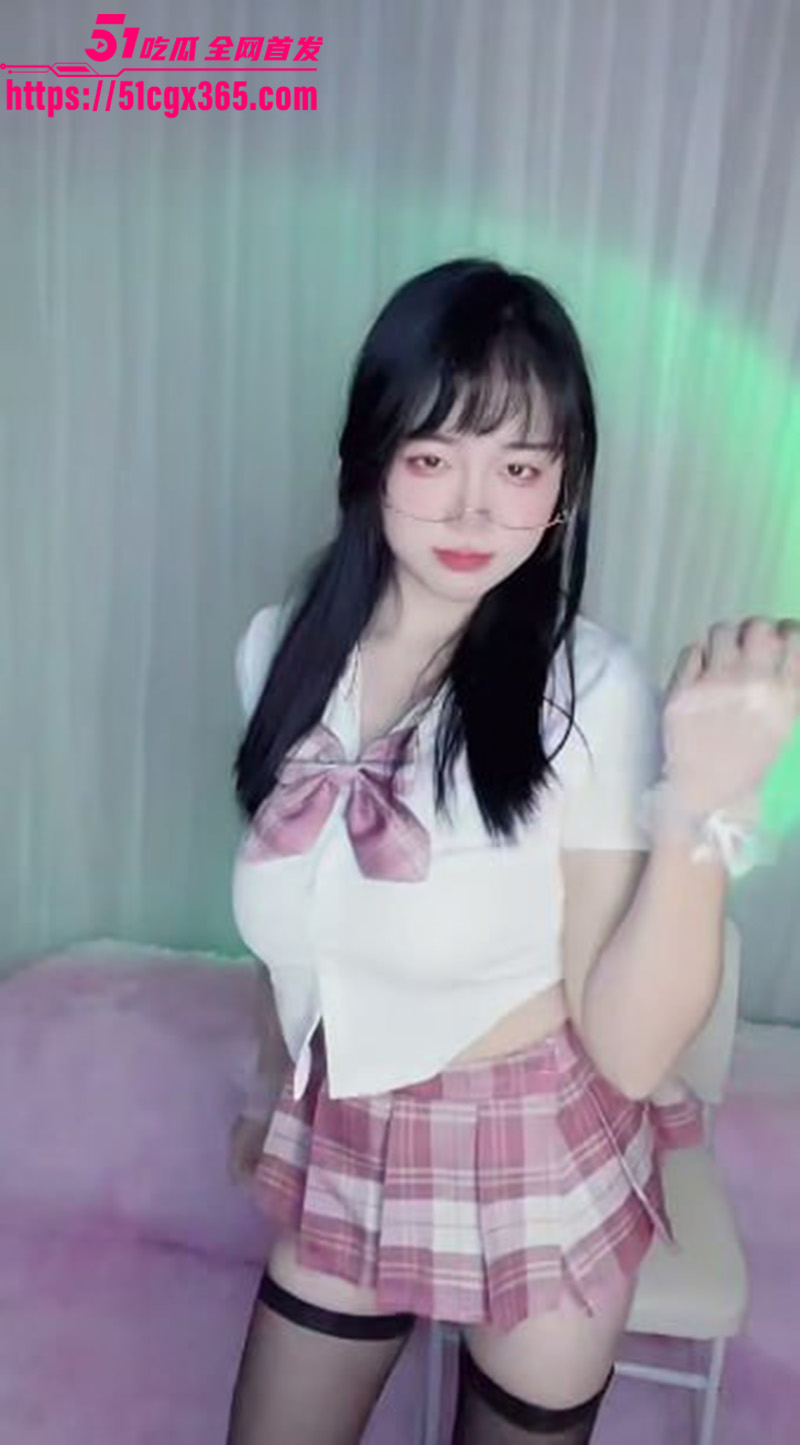 玥可爱私拍2