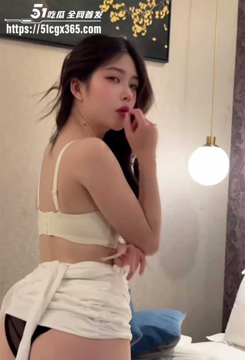 极品超美御姐母狗tinaislove自慰视频流出2拷贝