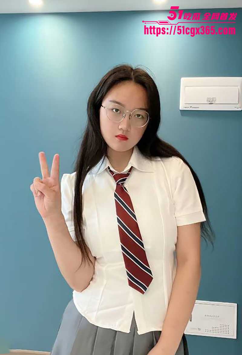 百万网红柔术女王肖红丽黑人做爱视频流出2拷贝