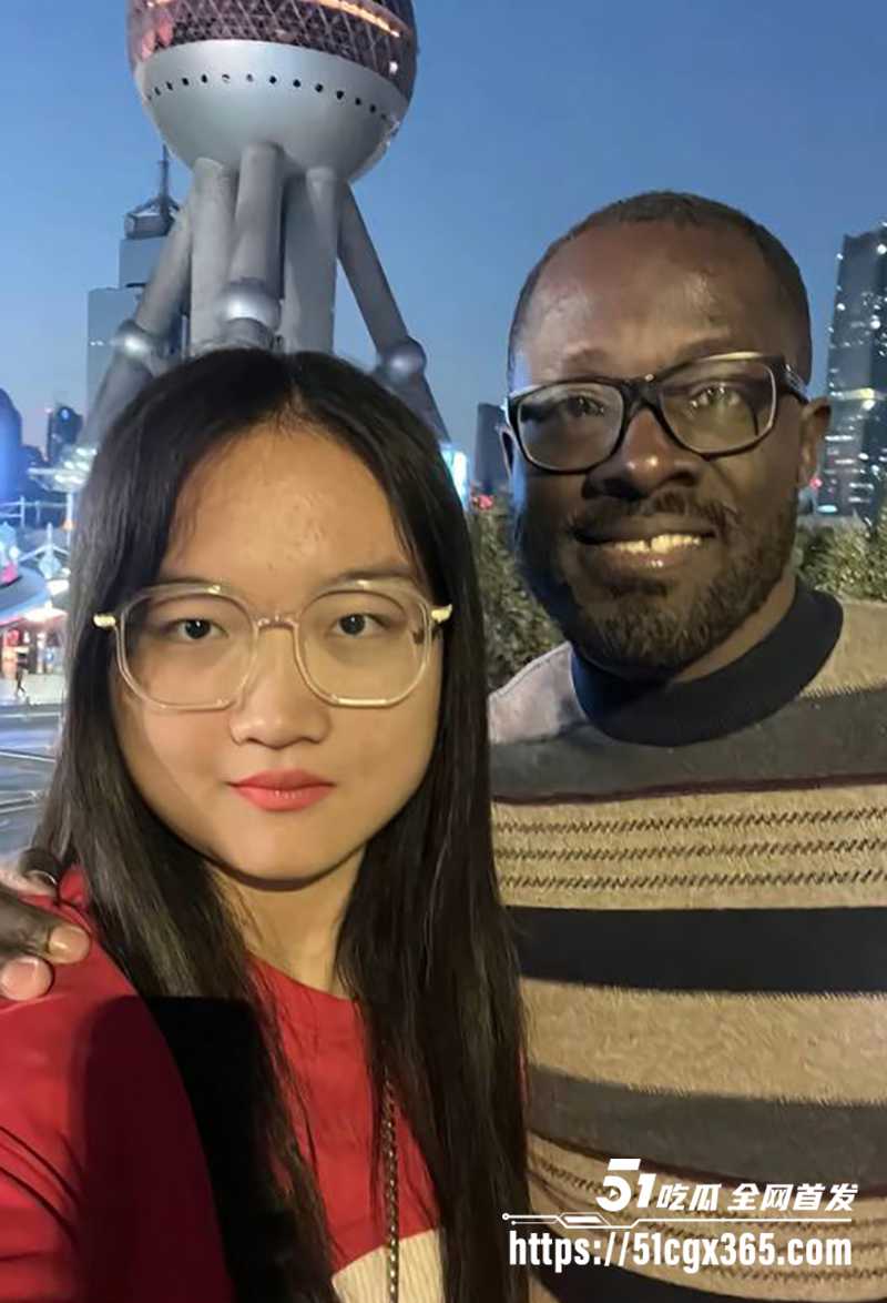 百万网红柔术女王肖红丽黑人做爱视频流出8拷贝