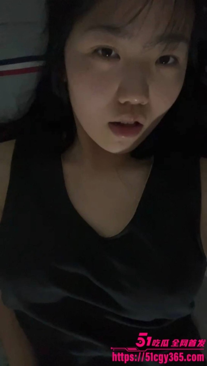极品清纯反差婊 朗月 性爱视频曝光  1