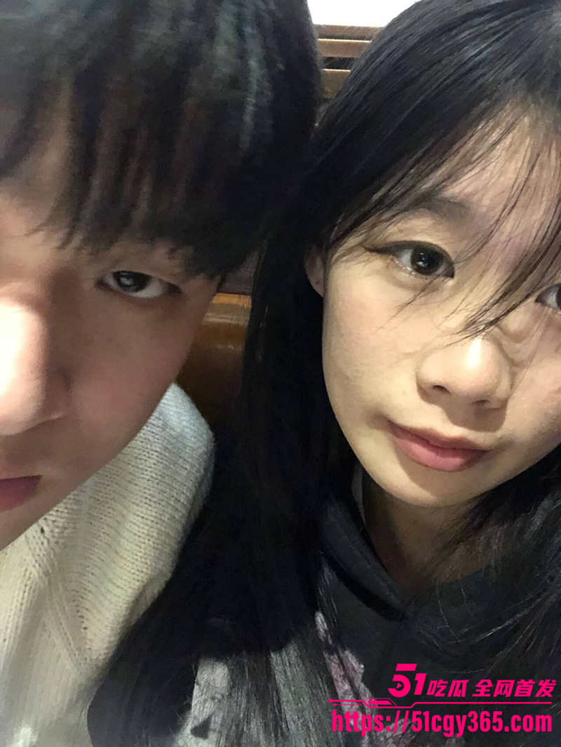 江苏南通反差婊 李春雨 和男友性爱视频曝光 口交深喉狂吸大屌 多体位激情爆操精液射臀 香艳刺激到爆！