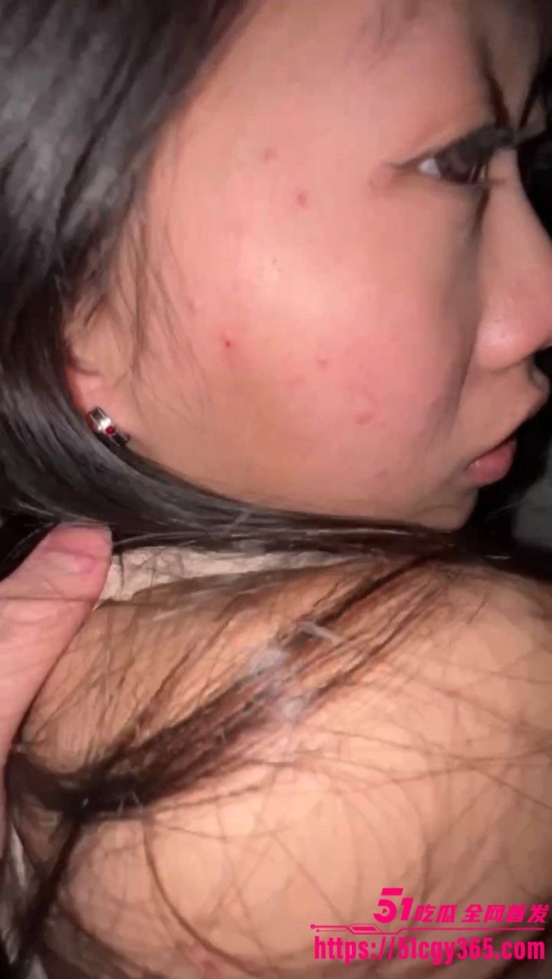 江苏南通反差婊 李春雨 和男友性爱视频曝光 4