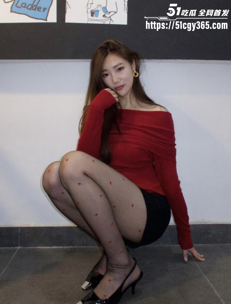妹妹的第一次给了我与妹妹酒店约炮02