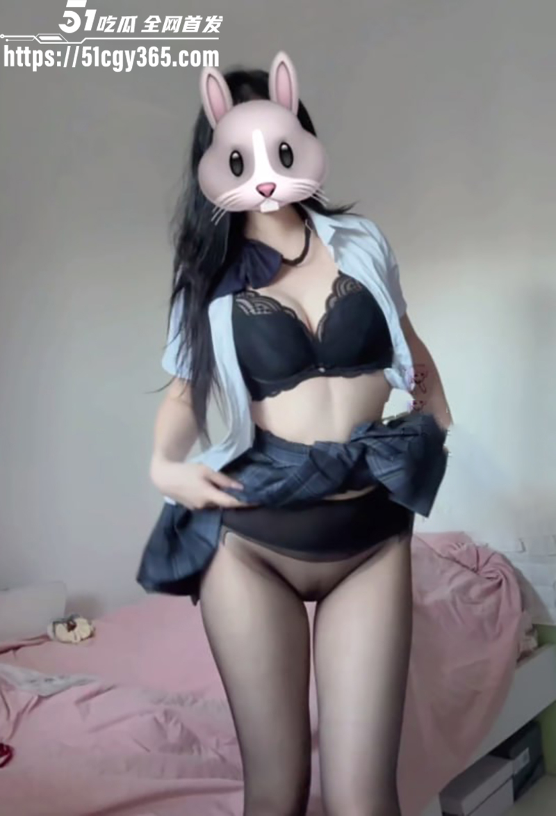 无敌身材圆乳好想鼠VIP专业裸舞动感合集7拷贝