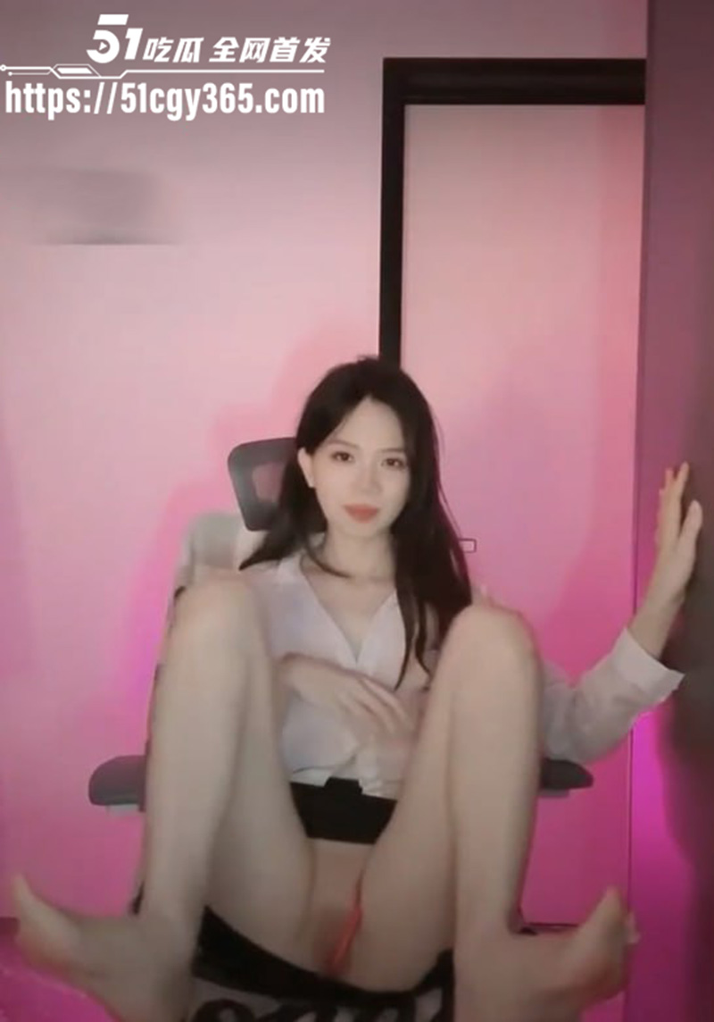 swag绝美平模 mcmcbaby 大尺度付费秀 3