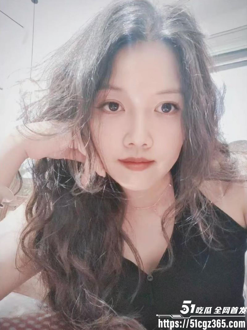 东莞大岭山老师李秋仪背叛小鲜肉男友 4