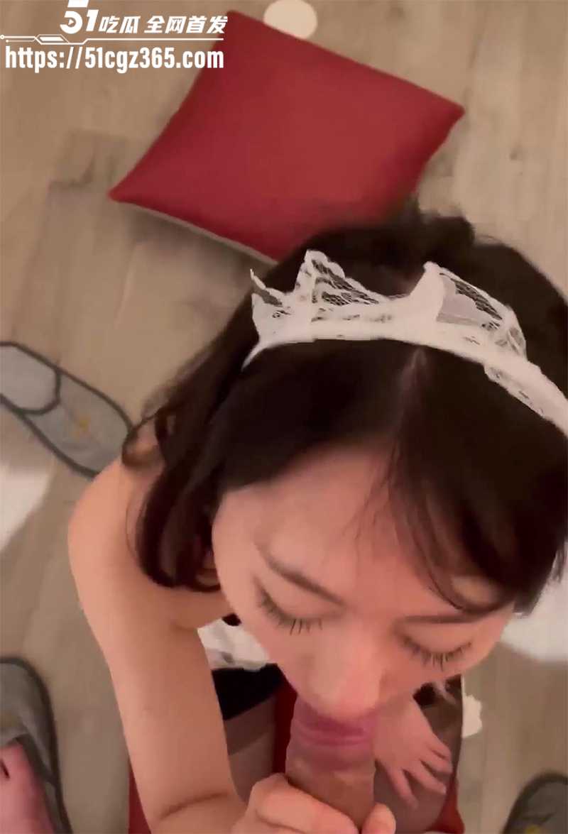 云南哈尼族淫纹御姐 性虐私拍流出 黑丝女仆跪舔深喉 饥渴性奴翘臀求操 脸穴同框爆射满嘴！