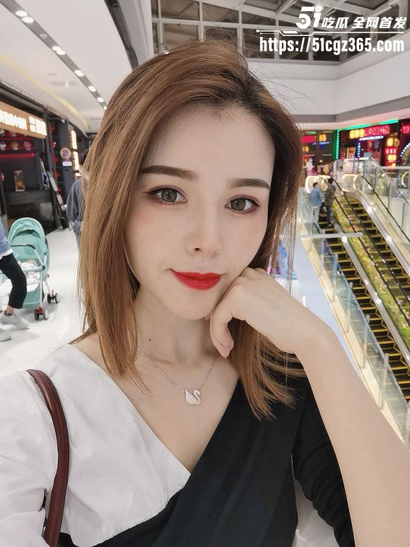 天津极品人妻 宋敏微 酒店偷情领导视频流出 美艳少妇秒变反差母狗 双手捆绑激烈打桩！