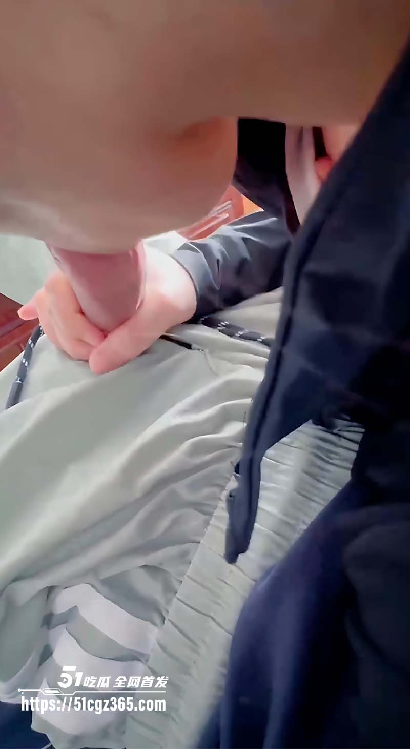 意淫自己妹妹3