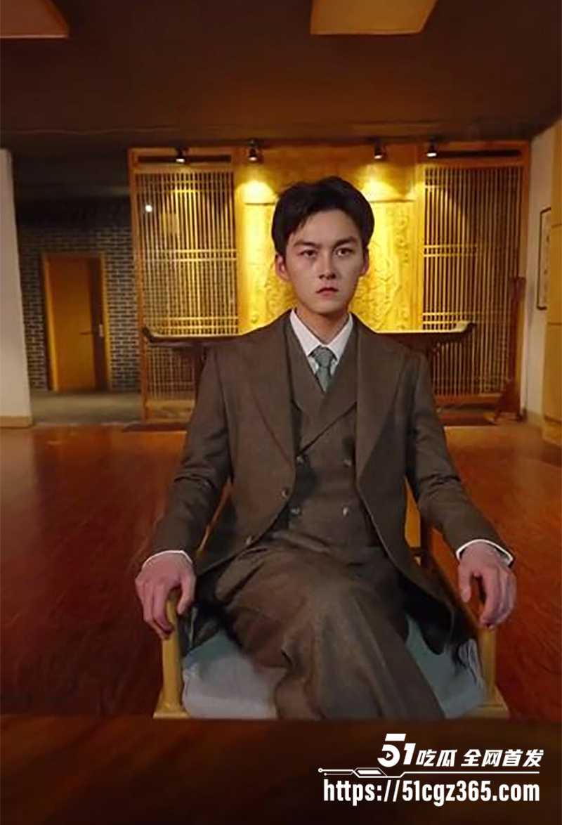 擦边短剧《神级人生》全集流出！男主从油污厂弟逆袭成亿万总裁 遭背叛 陷阴谋 过美色 次次绝地反杀！堪称核弹级爽剧！