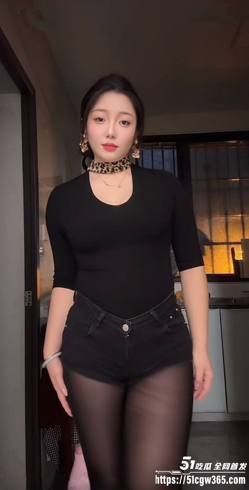抖音微胖女神香菜园子不雅视频泄漏 3