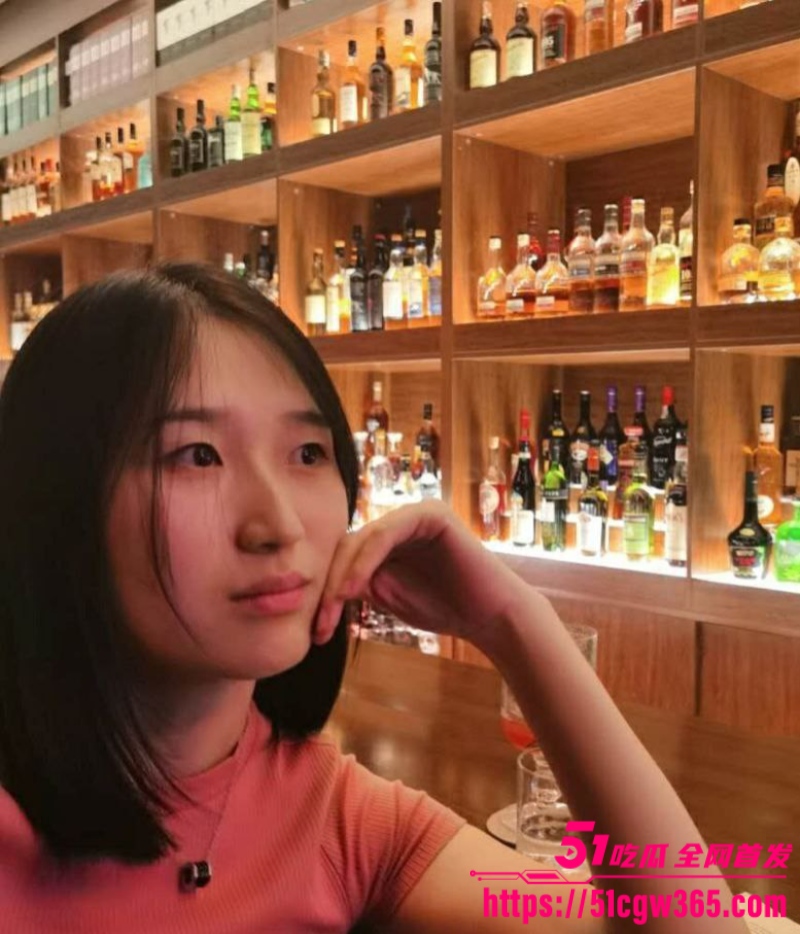西安小学反差女教师 吴羡丽 跟学生家长偷情视频曝光 2