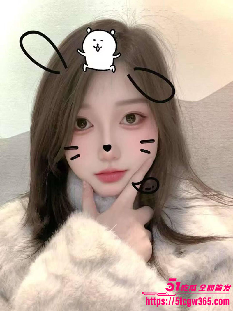 湖南长沙极品美女 王莹 性爱视频曝光 深喉口交狂吸男友大屌 扶腰后入爆操 画面香艳刺激！ 2