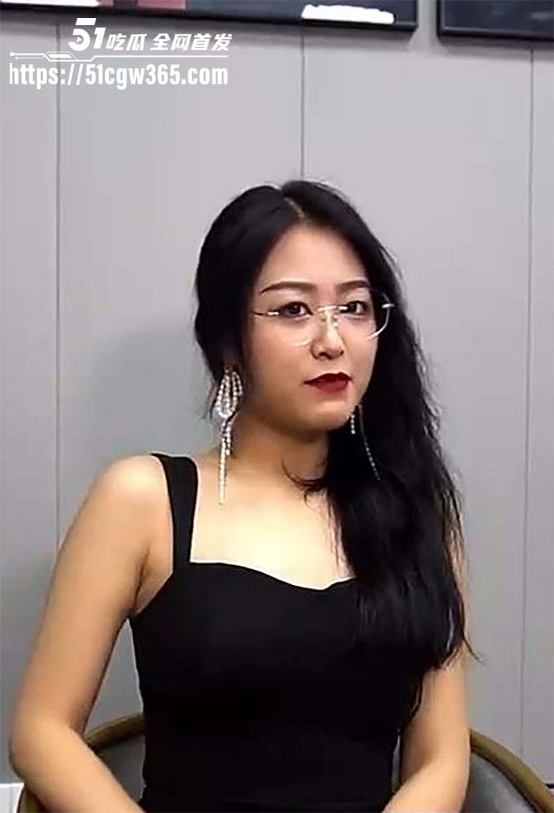 深圳售车美女网红 阿百 不雅视频流出！买车送逼玩潜规则 化身淫猫幽会金主 跪舔调情撅臀骑乘 直教粉丝喷血心碎！