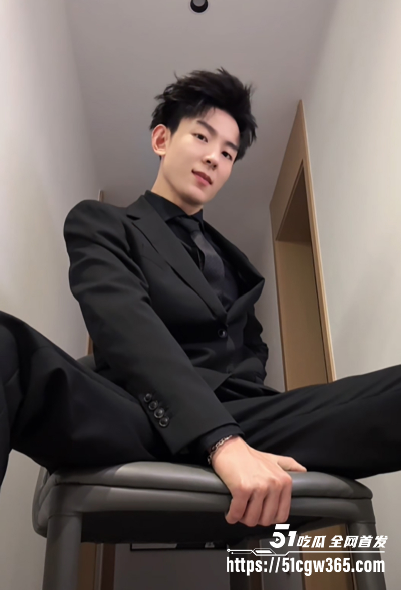 抖音百万男网红F小奇约炮已婚女粉视频曝光2拷贝