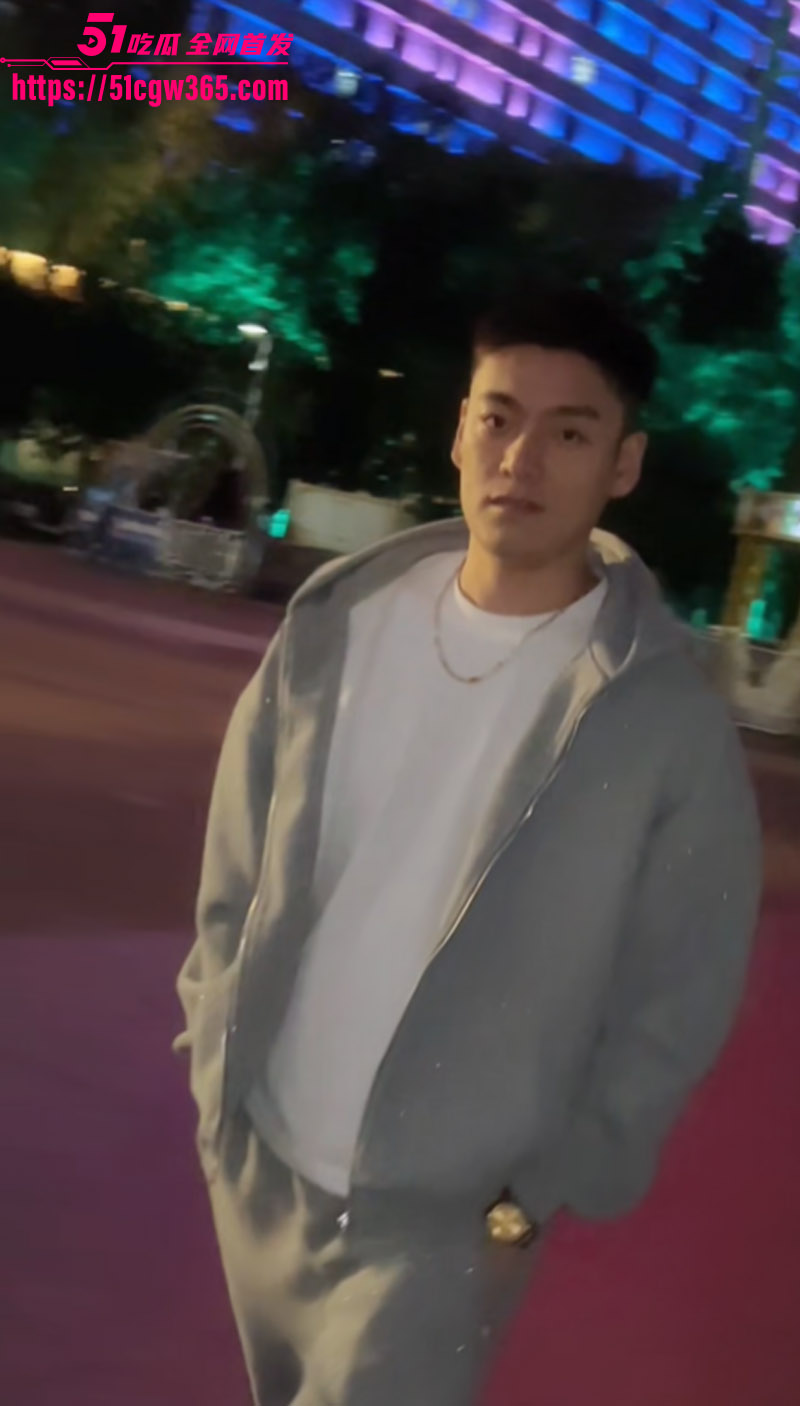 抖音网红刘回直播间PK大战翻车03