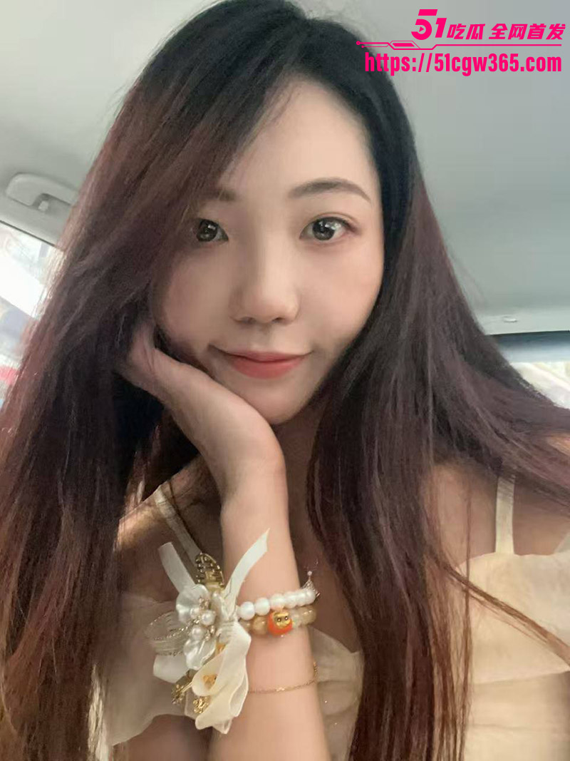 广东小母狗郭雅文性欲旺盛裸聊约炮！露脸口交技艺高超 道具自慰撩拨欲火 炮友无套爆操骚劲十足！