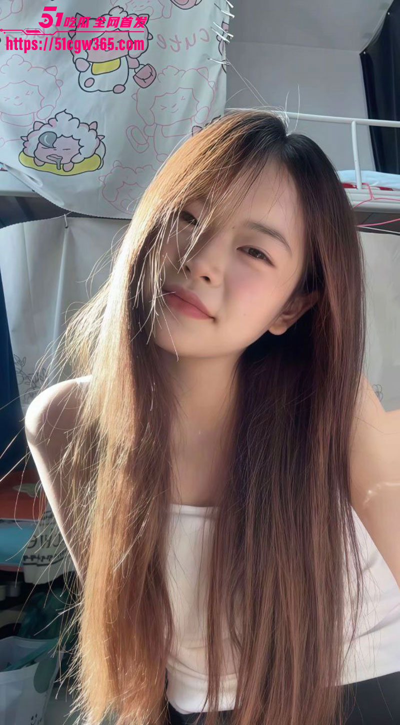 浙江19岁反差少女李溪楠被前男友曝光不雅视频3