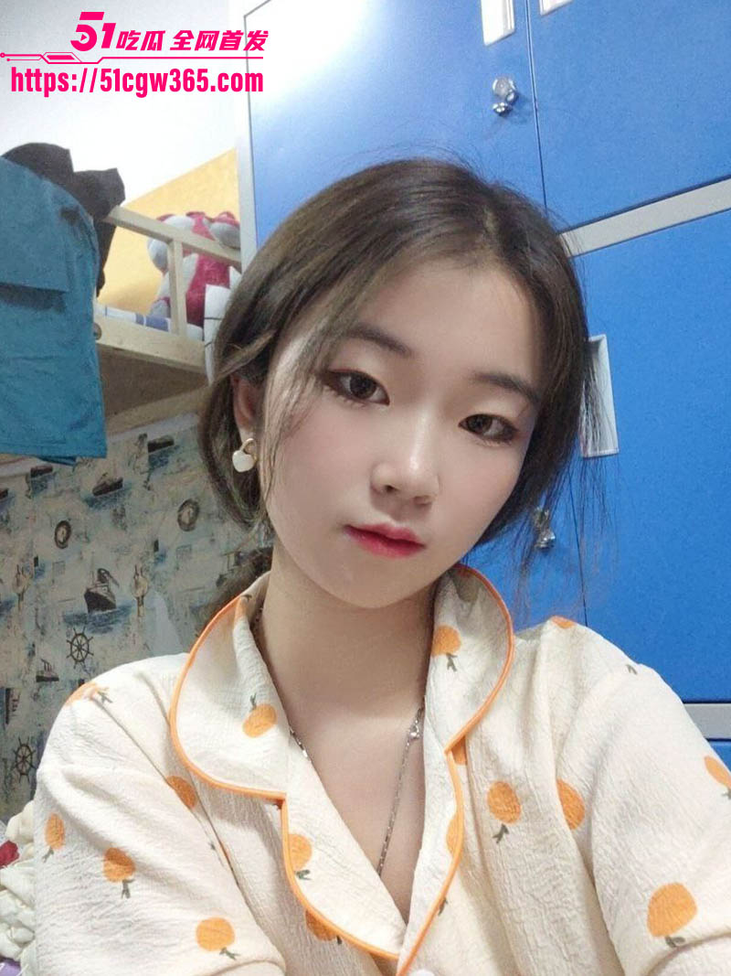 山东大学生陪玩张昕 裸聊视频流出 情趣制服狐尾肛塞诱惑撩人 揉奶挑逗妩媚诱人！