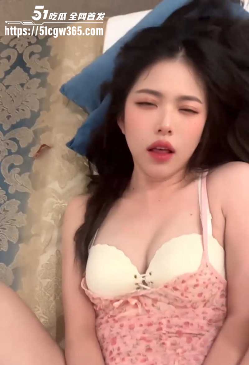 韩国健身女神tinaislove最新福利视频流出7拷贝