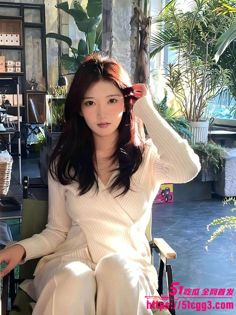 天津美院校花兼职外围3