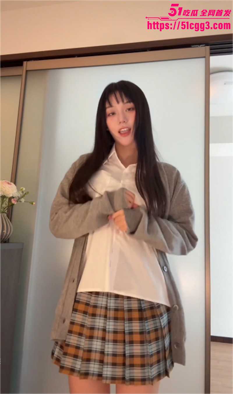 高颜值裸舞女神 玉米Yum707 最新福利 火辣舞姿妩媚诱人 妖娆胴体前凸后翘 堪称顶级尤物！