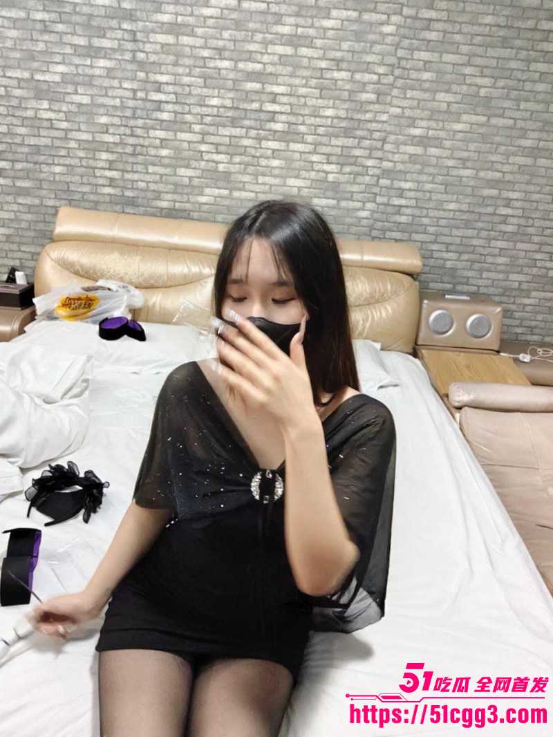 推特03年福利姬琳宝自慰私拍01