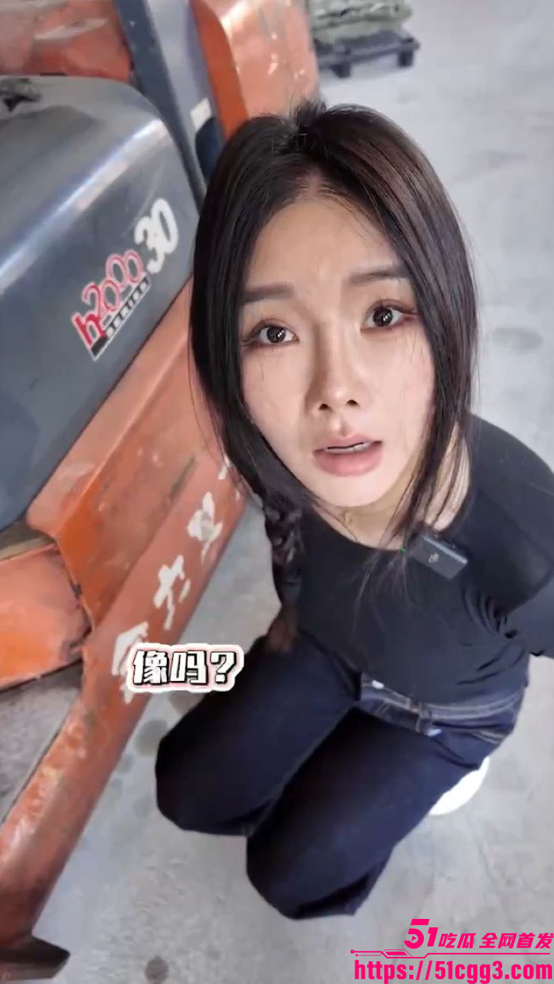 东南亚最后的深情大嫂风潮 越南劫囚女成网红 国内小仙女掀起模仿潮起 瓜友们看谁演得最像呢？