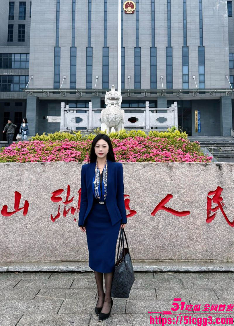 山东临沂精英女律师 张琳 不雅视频流出 西装女强人被操到喷水抽搐 气质尤物瞬间变母狗！