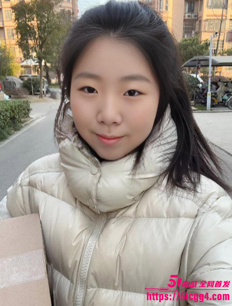 陕西小骚货 王枣霞 为获取裸贷额度被债主调教 圆珠笔插逼插屁眼喝尿 清纯少女彻底堕落！