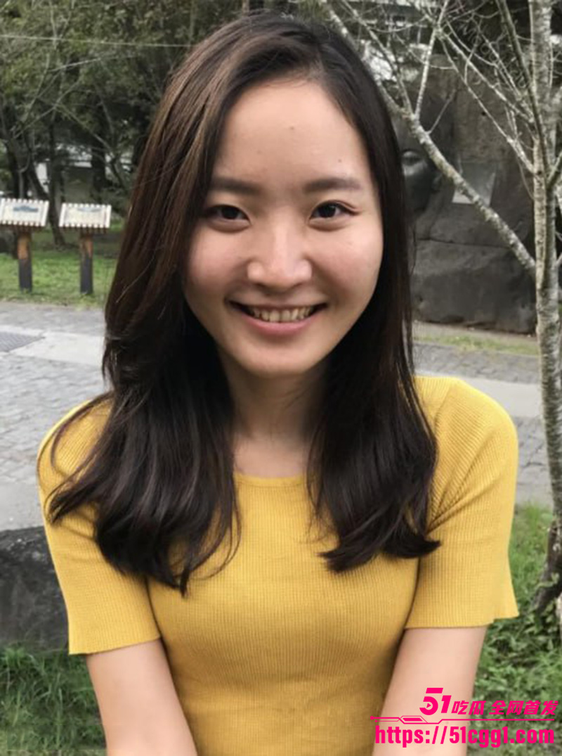 网盘泄密 公司前台美女与上司偷情 身材极品骚劲爆棚 主动口交深喉吞精！