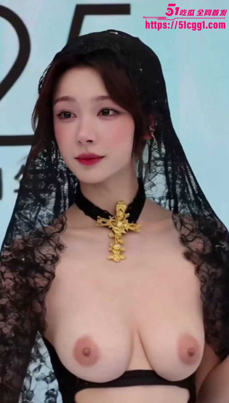 易梦玲胡彦斌马尔代夫热吻恋情曝光029