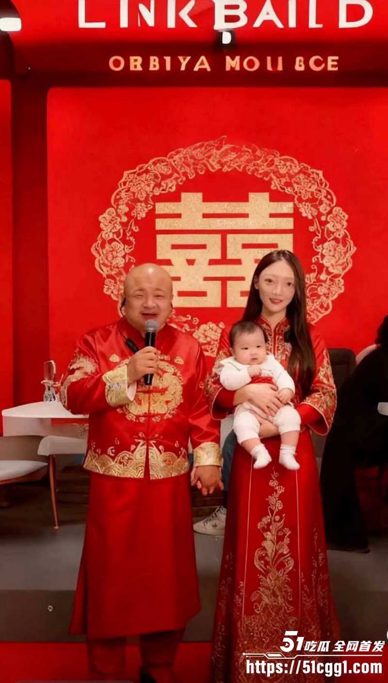 老狗被前妻白羽曝光KTV聚众淫乱013