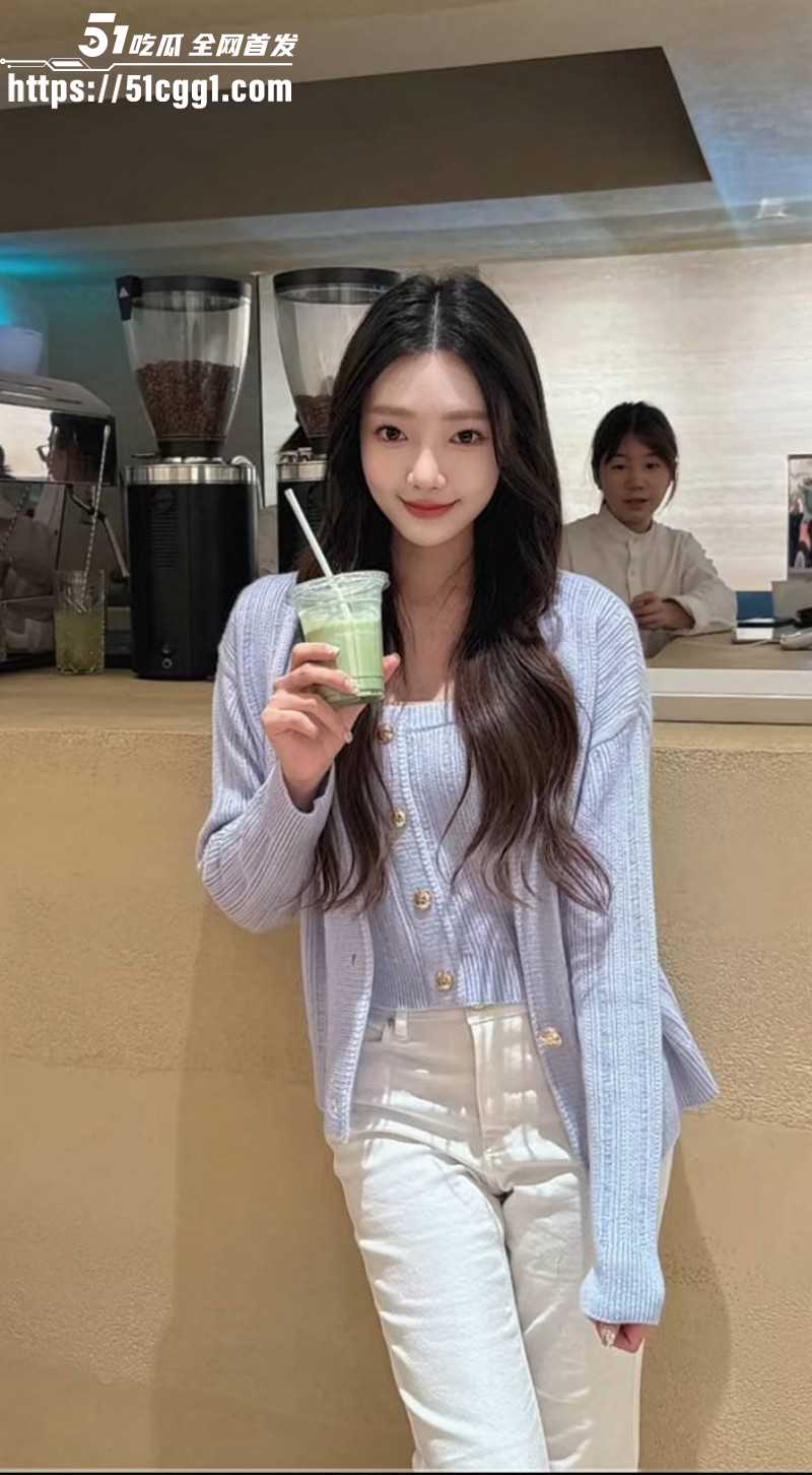 老狗被前妻白羽曝光KTV聚众淫乱05