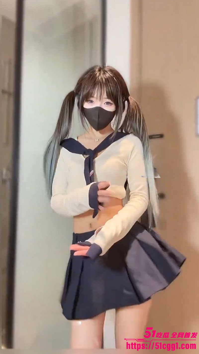推特新晋小萝莉小钰抖音风裸舞 6
