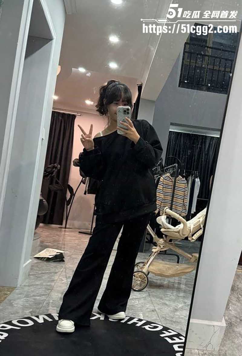 贵州美女张静玲裸贷视频流出  4 拷贝