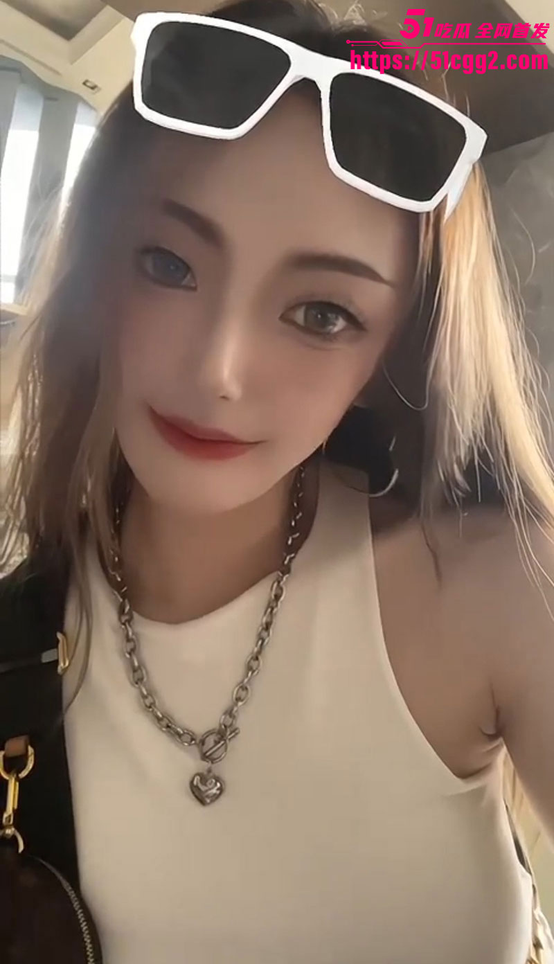 美女博主下海网黄平台性爱直播2