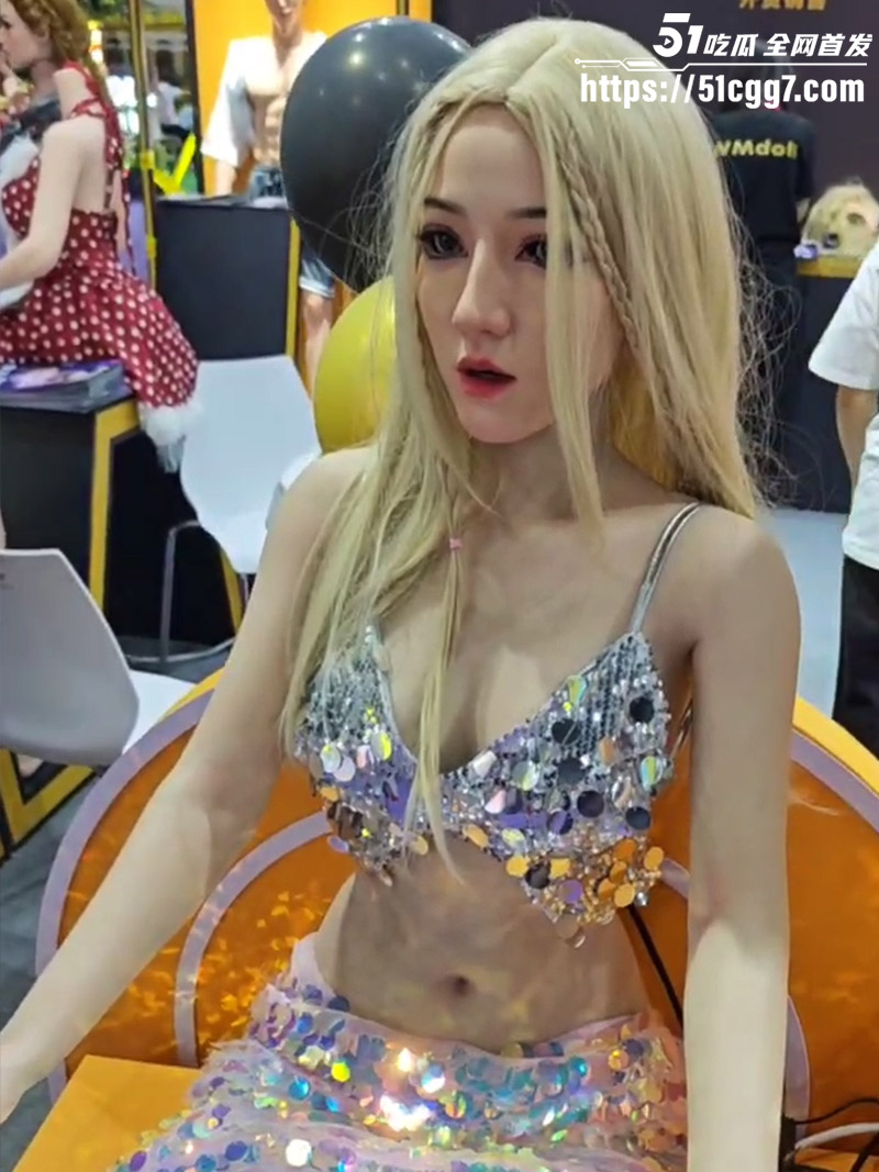 广州成人展实体娃娃馆2