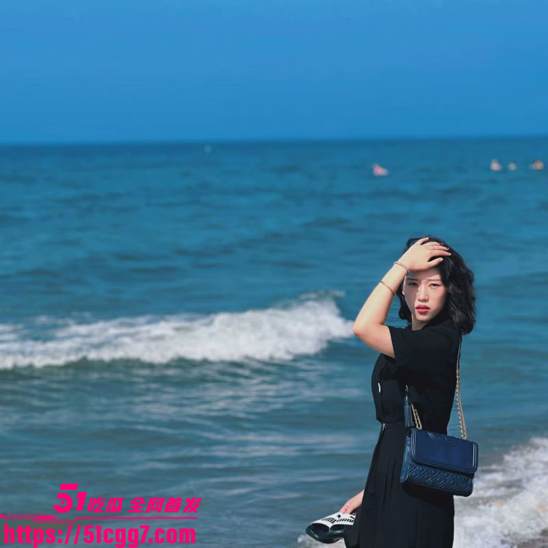 已婚少妇慧慧偷人升级到多人群P 2