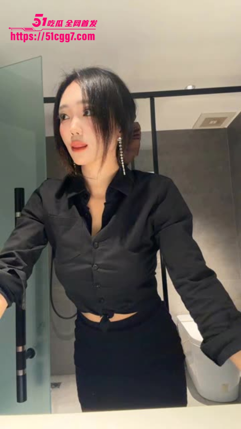 快手网红酥酥定制劲爆私拍08
