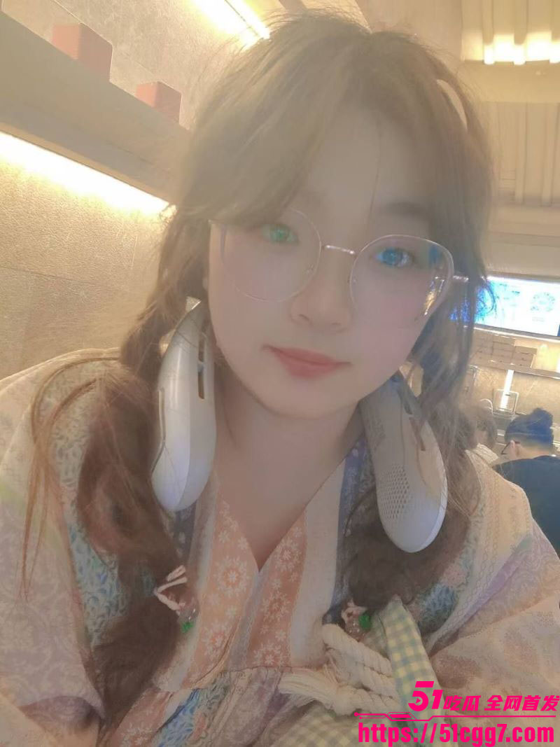 沈阳和平区妇幼医院韩芳黑料泄密 3