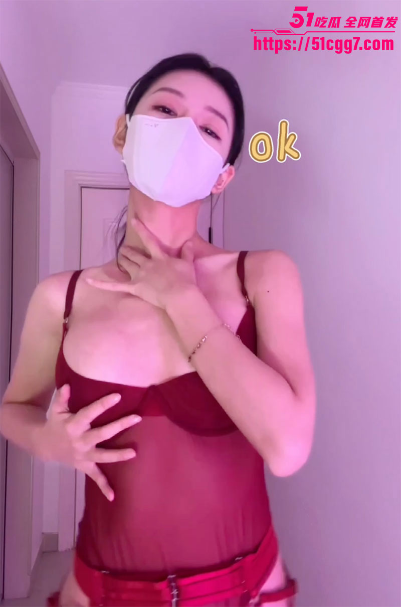 张嘉鑫和骚货女友2