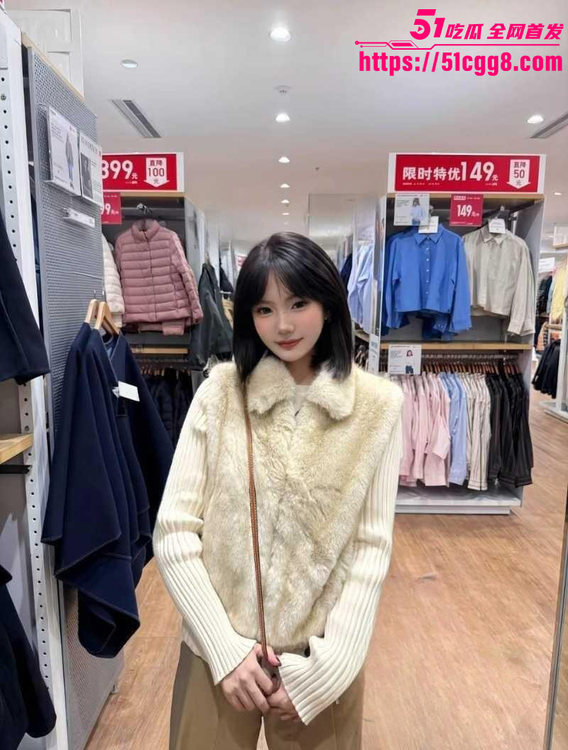 乱伦大神 把嫂子视为禁脔 将近一小时的蹂躏 嫂子几次被操晕 可熊熊欲火仍然难以浇灭！