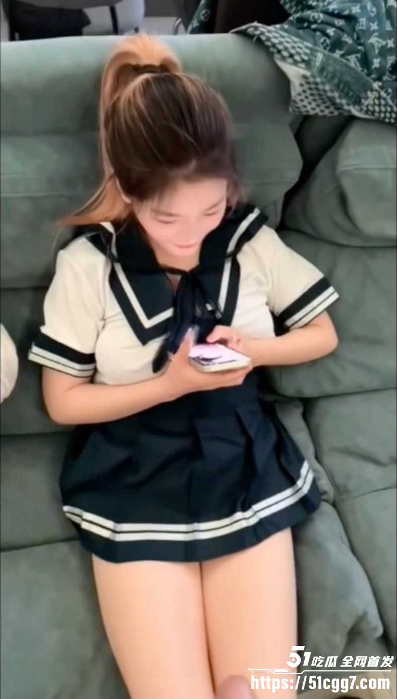 约炮大神 总华探长的小狗 拿下极品清纯女大 害羞小白兔被调教吞精 肥臀坐屌肉感疯狂翻滚！